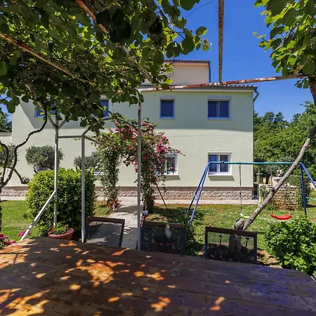 Appartement Rajic-4 By Interhome